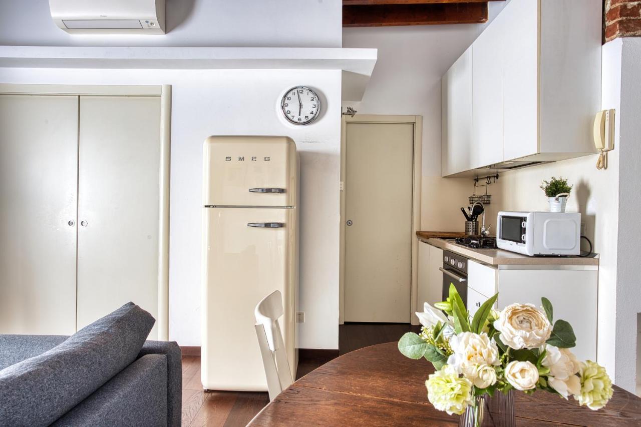 Joivy Tasteful Flat Near City Centre Милано Екстериор снимка